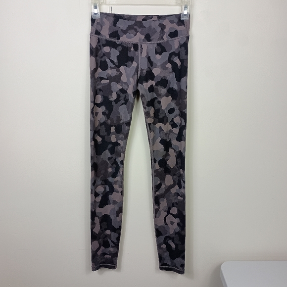 Athleta Girl Leopard Leggings Black Gray XL/14 Stretch Printed Chit Chat Tights - Picture 11 of 11